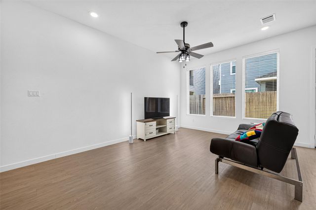 2206 Via Cami Lane, Houston, TX 77051