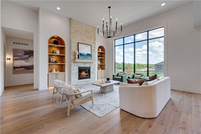 11717 W 181st Street, Overland Park, KS 66013