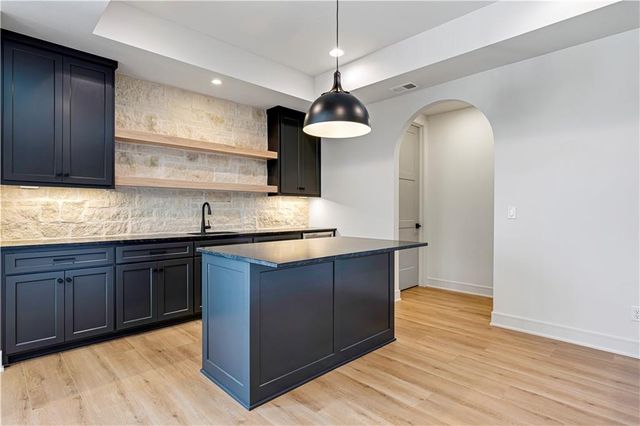 11717 W 181st Street, Overland Park, KS 66013