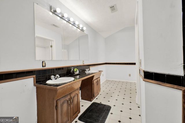 549 Eagles Nest Trail, Ball Ground, GA 30107