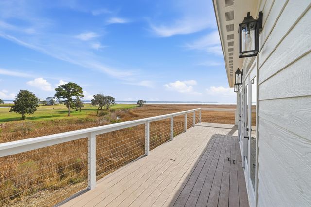 145 Oak Bay Dr., Georgetown, SC 29440