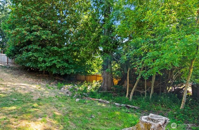 9804 Windward Drive NW, Olympia, WA 98502