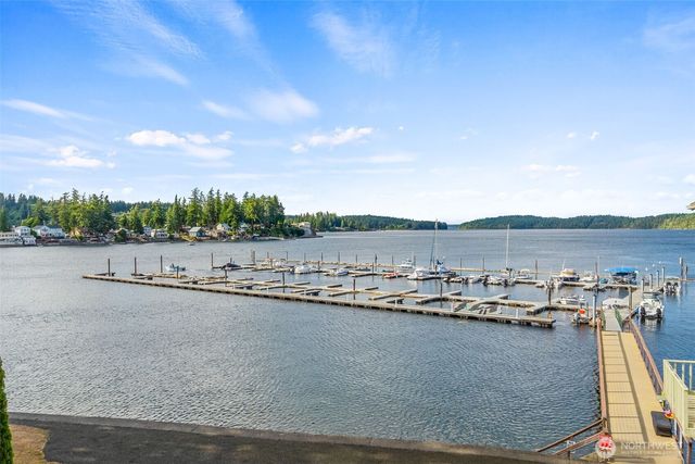9804 Windward Drive NW, Olympia, WA 98502