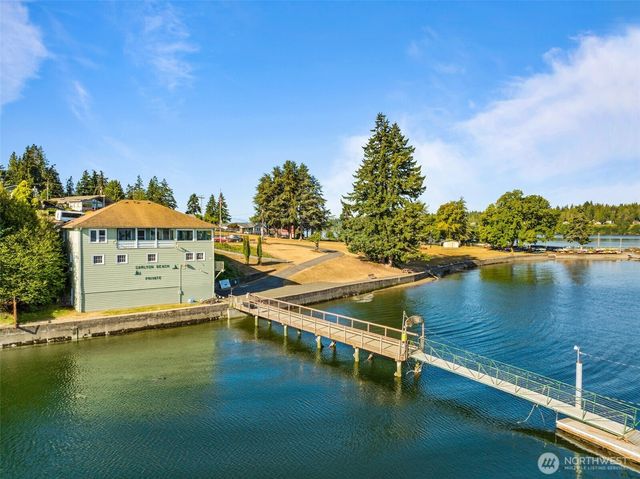 9804 Windward Drive NW, Olympia, WA 98502