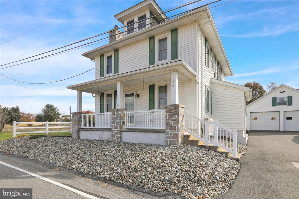 136 BEAVER CREEK RD, Fleetwood, PA 19522