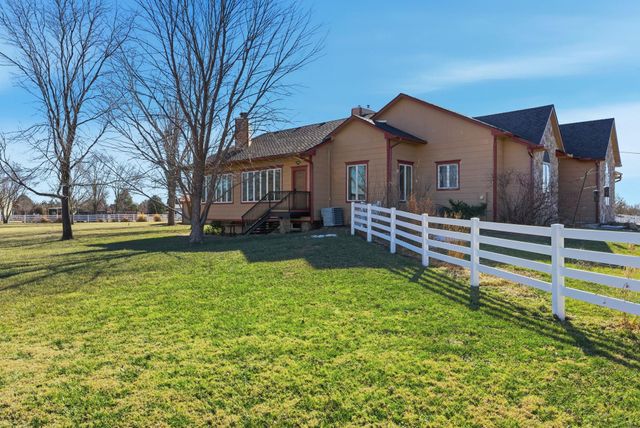 5301 W 81st St N, Valley Center, KS 67147