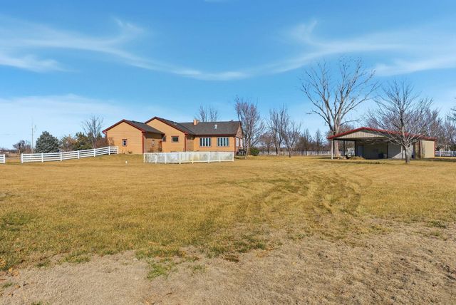 5301 W 81st St N, Valley Center, KS 67147