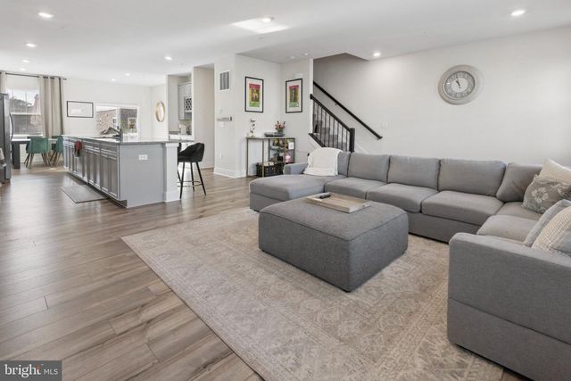 4118 HATLEY PL, White Plains, MD 20695
