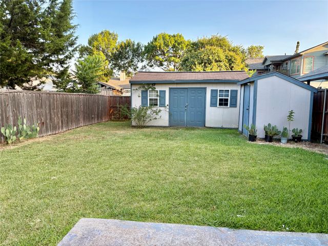 618 Pyramid Drive, Garland, TX 75040