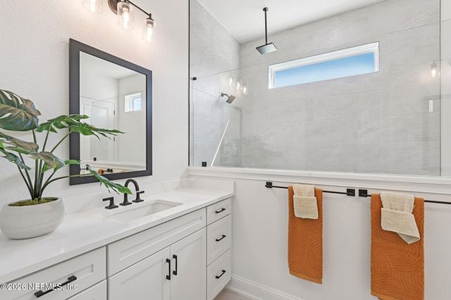 800 NAVIGATORS Road, St. Johns, FL 32259