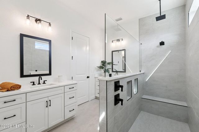 800 NAVIGATORS Road, St. Johns, FL 32259