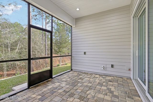 800 NAVIGATORS Road, St. Johns, FL 32259