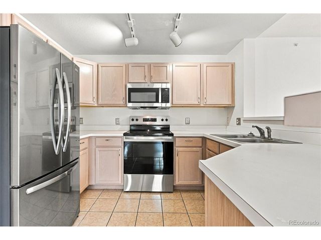 8707 E Florida Ave 910, Denver, CO 80247