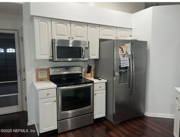 105 JOHNS GLEN Drive, St. Johns, FL 32259