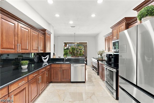 12590 Ivory Stone LOOP, Fort Myers, FL 33913