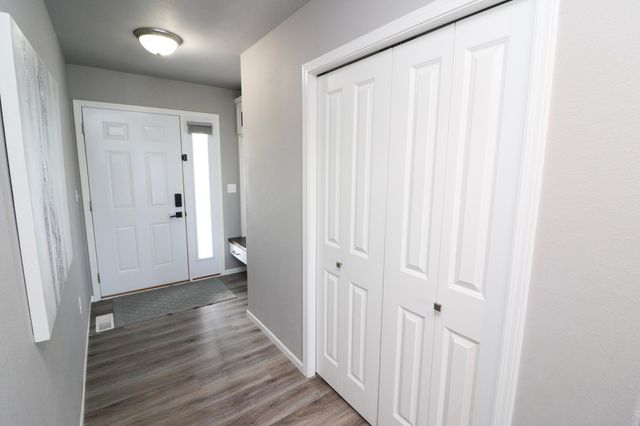 4515 12th Street S, Moorhead, MN 56560