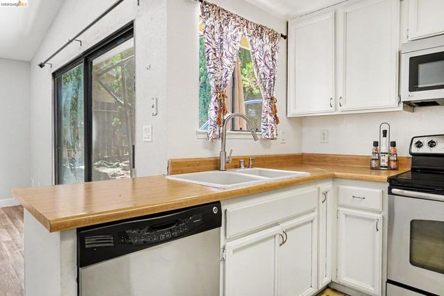 4004 S Royal Links Cir, Antioch, CA 94509