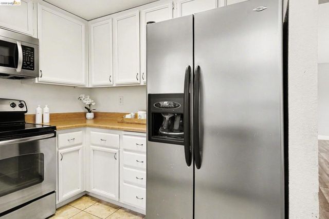 4004 S Royal Links Cir, Antioch, CA 94509