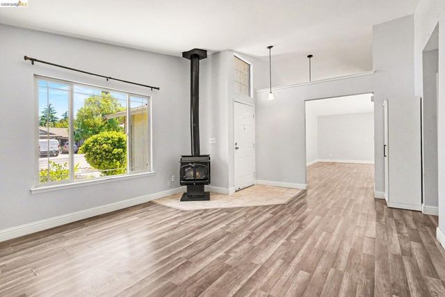 4004 S Royal Links Cir, Antioch, CA 94509