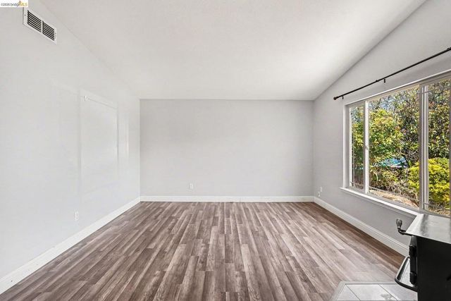 4004 S Royal Links Cir, Antioch, CA 94509