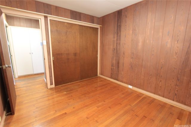 1346 Ala Mahamoe Street, Honolulu, HI 96819