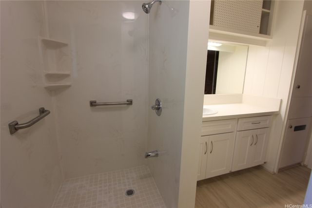 1346 Ala Mahamoe Street, Honolulu, HI 96819