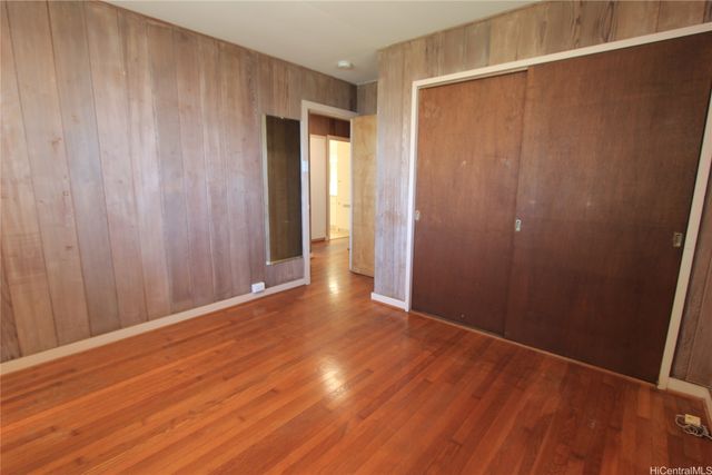 1346 Ala Mahamoe Street, Honolulu, HI 96819