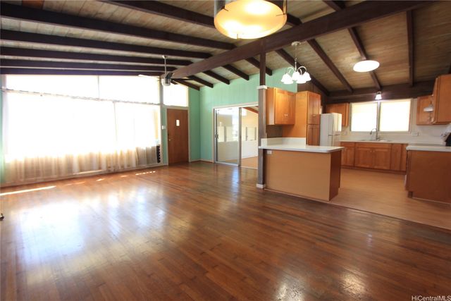 1346 Ala Mahamoe Street, Honolulu, HI 96819