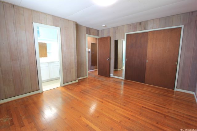 1346 Ala Mahamoe Street, Honolulu, HI 96819