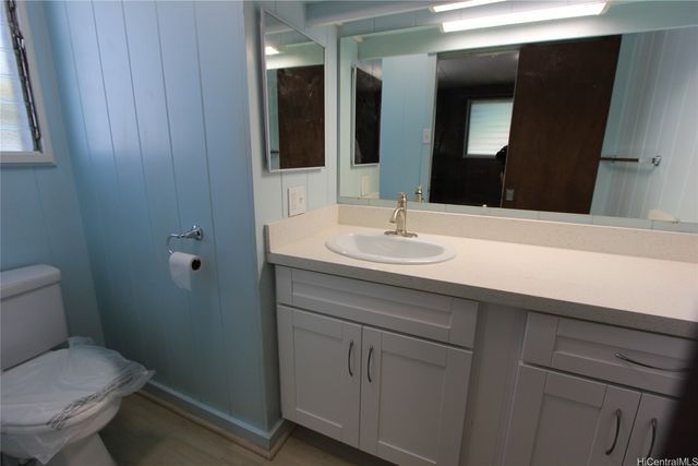 1346 Ala Mahamoe Street, Honolulu, HI 96819