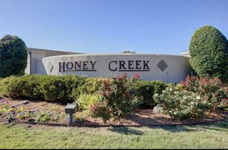 8303 S 84th East Place, Tulsa, OK 74133