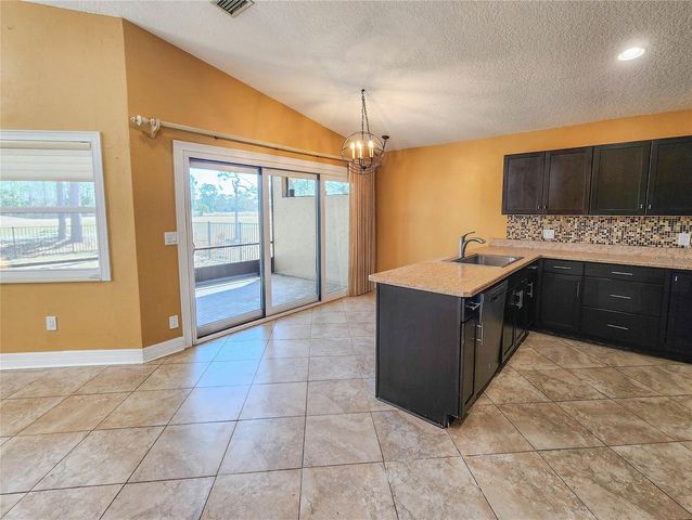 31 LAGO VISTA PLACE, Palm Coast, FL 32164