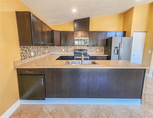 31 LAGO VISTA PLACE, Palm Coast, FL 32164