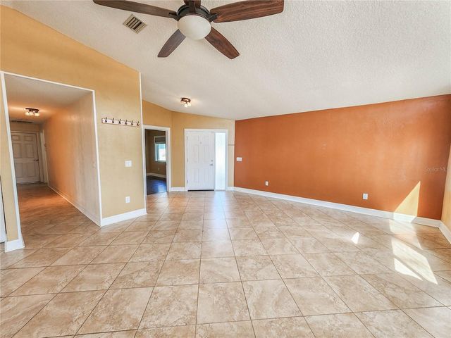 31 LAGO VISTA PLACE, Palm Coast, FL 32164