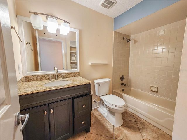 31 LAGO VISTA PLACE, Palm Coast, FL 32164