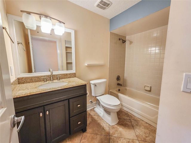 31 LAGO VISTA PLACE, Palm Coast, FL 32164