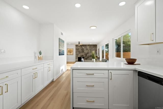 2858 Lehigh Court, Oceanside, CA 92056