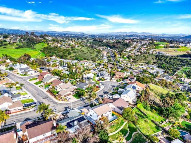 2858 Lehigh Court, Oceanside, CA 92056