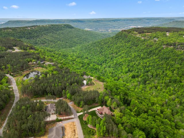 235 Pine Knot Pass, Jasper, TN 37347