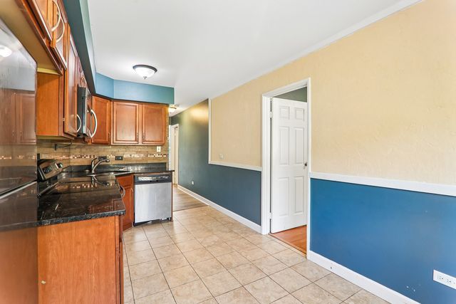 9616 Bianco Terrace C, Des Plaines, IL 60016