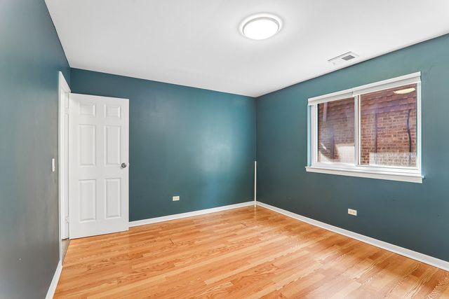 9616 Bianco Terrace C, Des Plaines, IL 60016