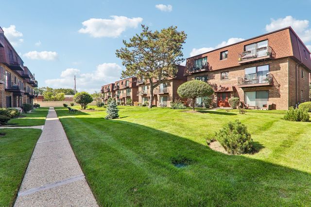 9616 Bianco Terrace C, Des Plaines, IL 60016