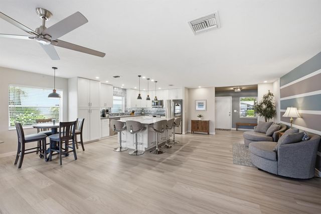 6125 Stanley Lane, Delray Beach, FL 33484