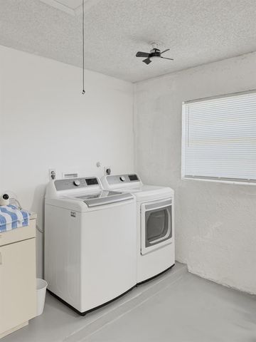 6125 Stanley Lane, Delray Beach, FL 33484