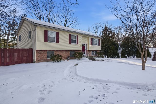 200 Short Beach Road, East Haven, CT 06512