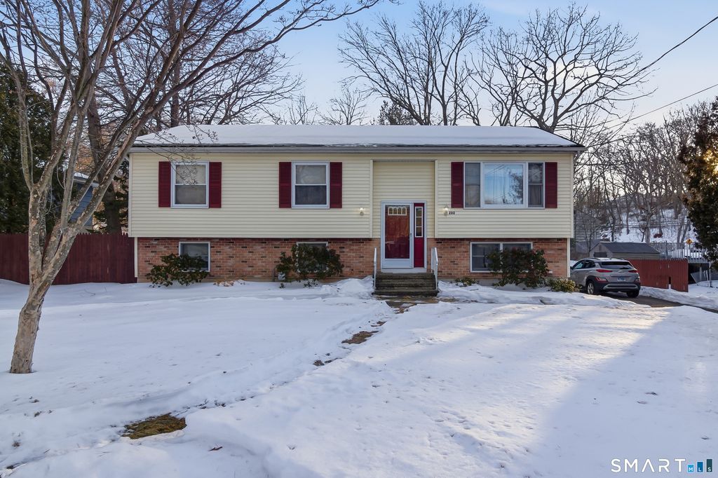 200 Short Beach Road, East Haven, CT 06512