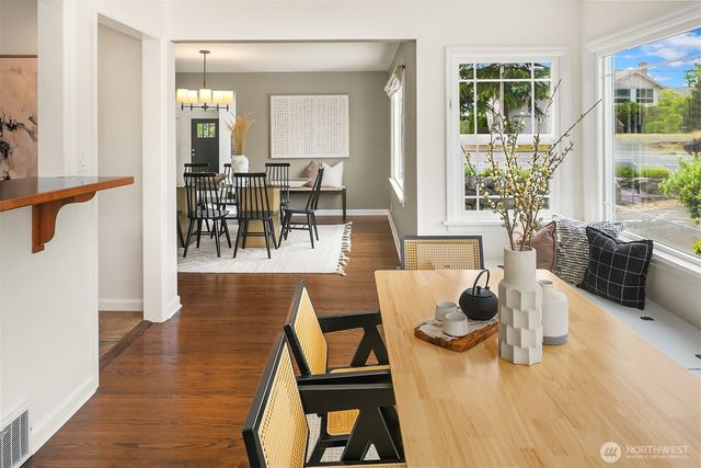 8715 Bowdoin Way, Edmonds, WA 98026