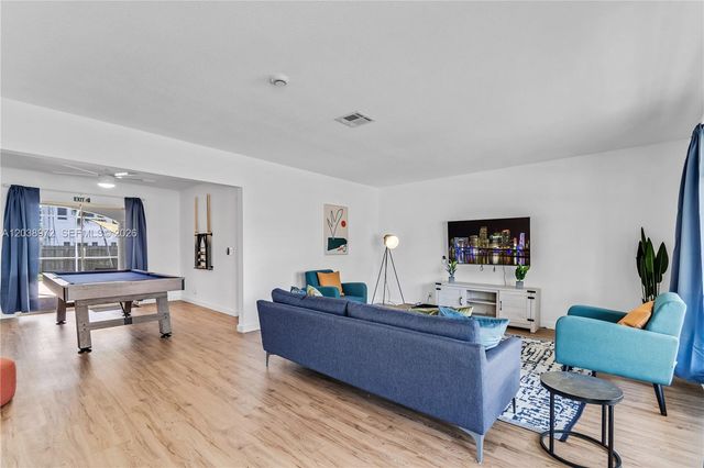 816 Polk Street 1, Hollywood, FL 33019