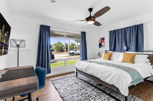 816 Polk Street 1, Hollywood, FL 33019