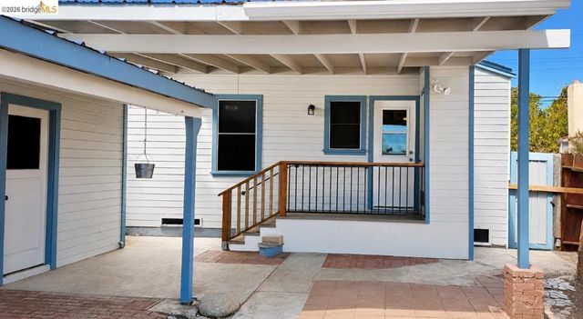 1203 D St, Antioch, CA 94509